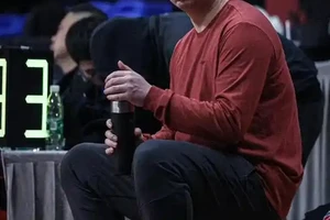  退役球员如何成功转型为篮球教练：策略、经验与未来趋势